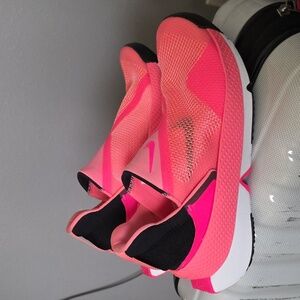 Nike FlyEase Shoes Size 7 Mens Or 8.5 Women's